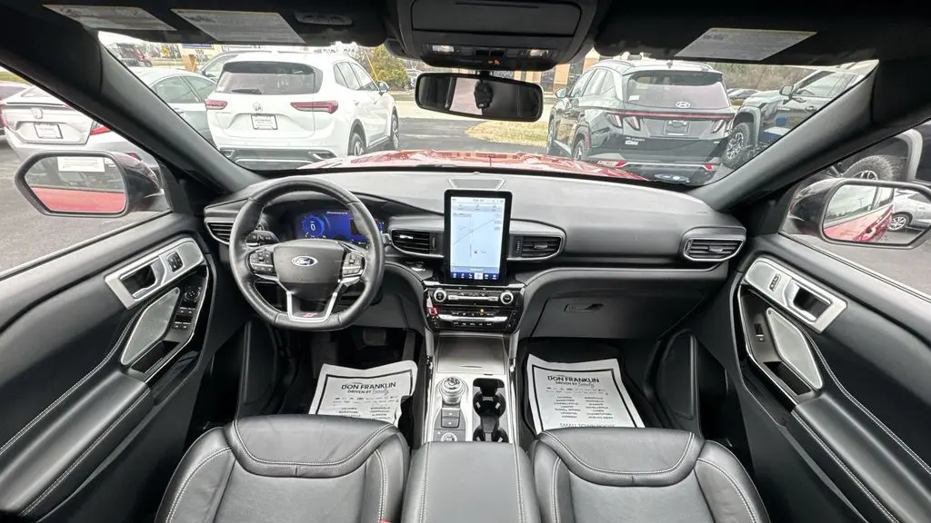 2022 Ford Explorer ST