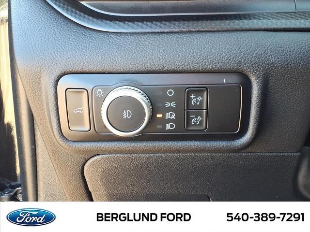 2023 Ford Explorer - $40,999