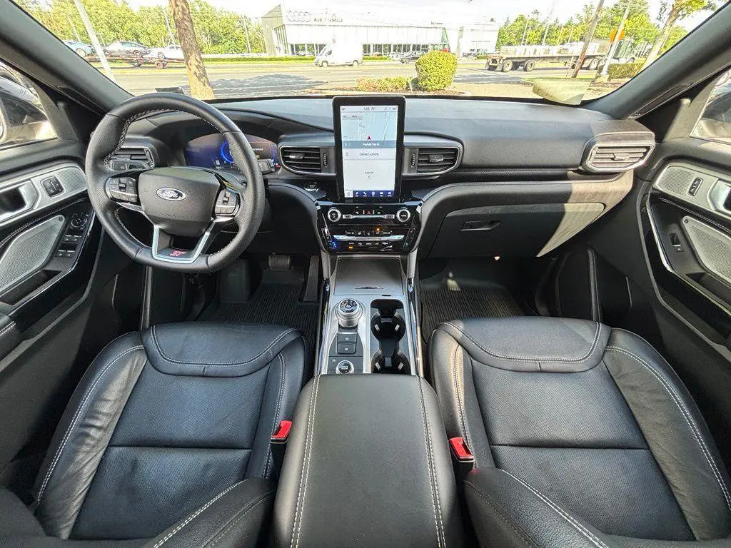 2023 Ford Explorer - $39,995
