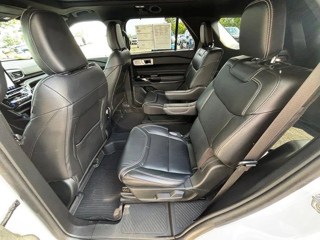 2023 Ford Explorer - $39,995