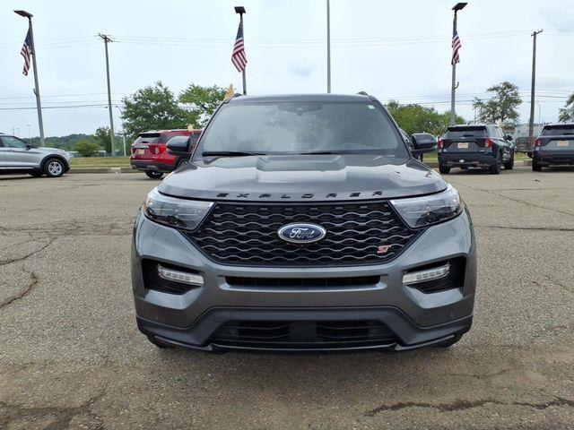 2024 Ford Explorer - $42,500