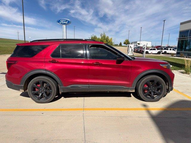 2020 Ford Explorer - $24,990