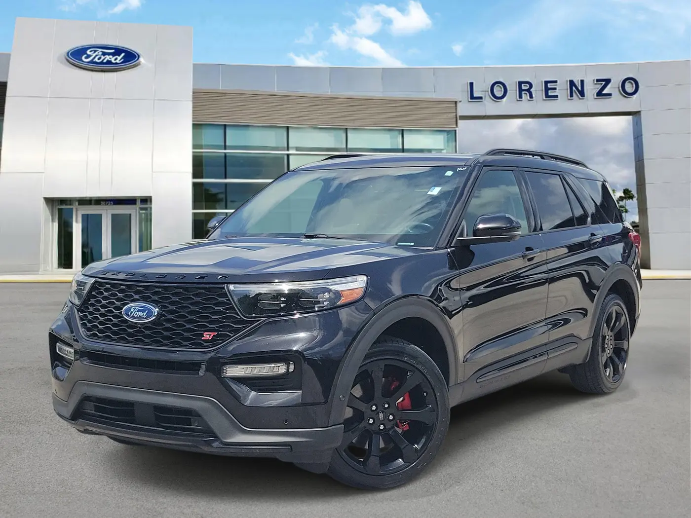 2021 Ford Explorer - $31,990