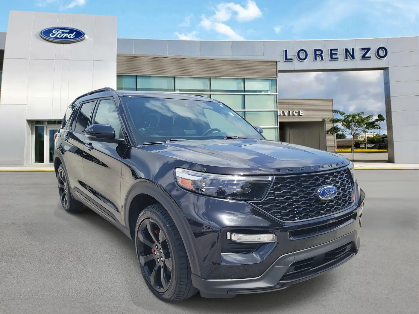 2021 Ford Explorer - $31,990