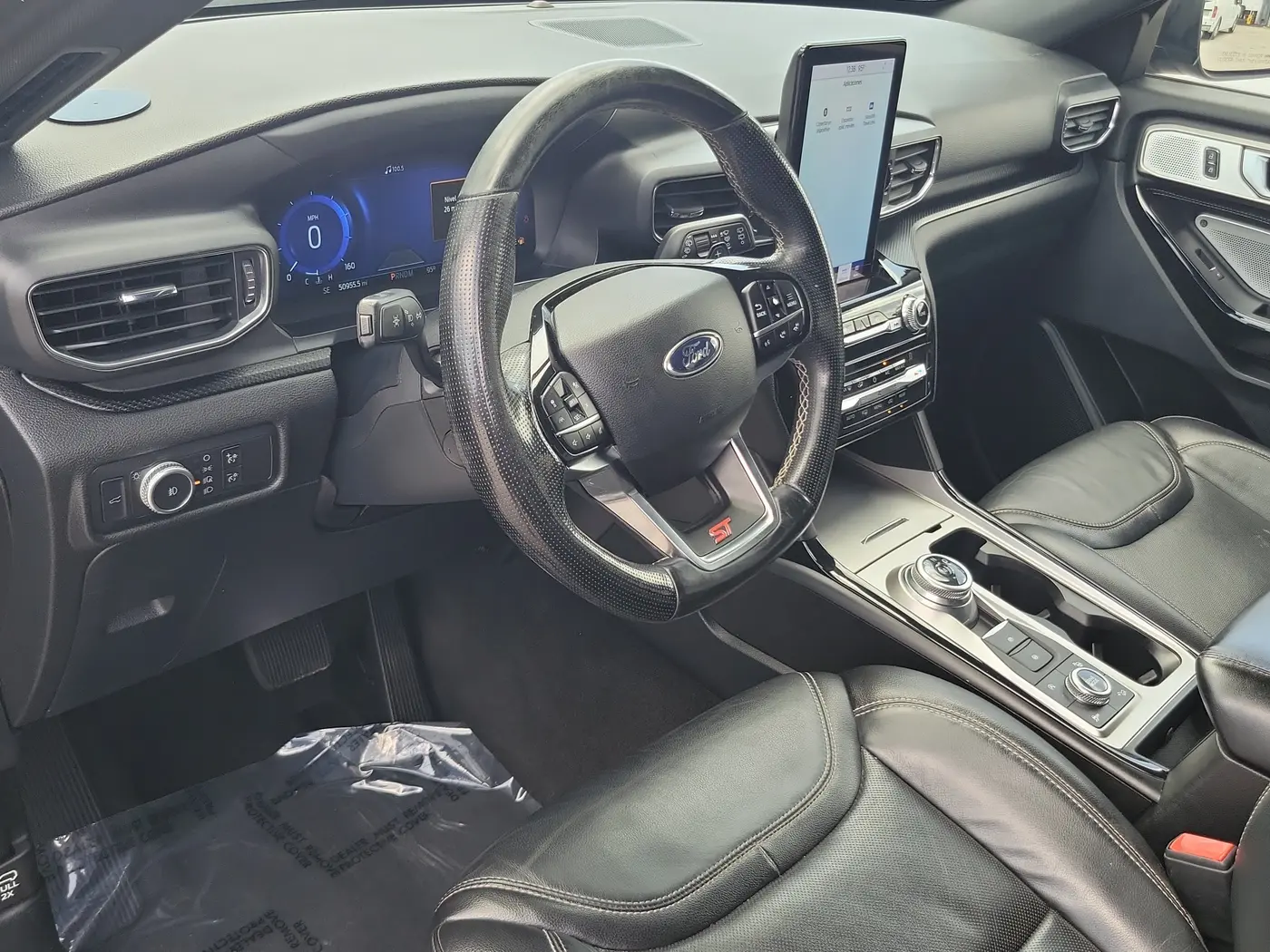 2021 Ford Explorer - $31,990