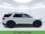 2022 Explorer Thumbnail 8