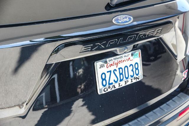 2022 Ford Explorer - $29,890