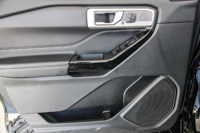 2022 Ford Explorer - $29,890