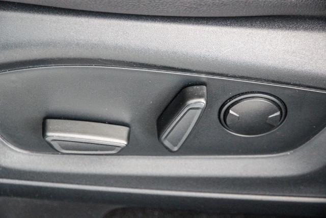 2022 Ford Explorer - $29,890