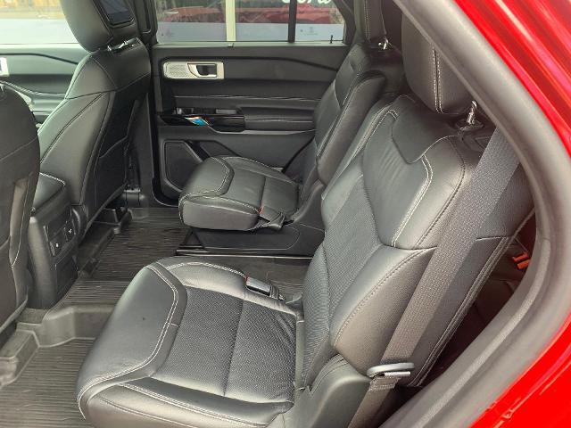2022 Ford Explorer - $40,990