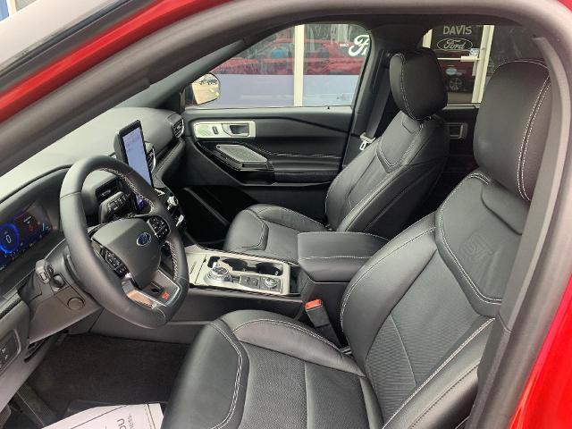 2022 Ford Explorer - $40,990