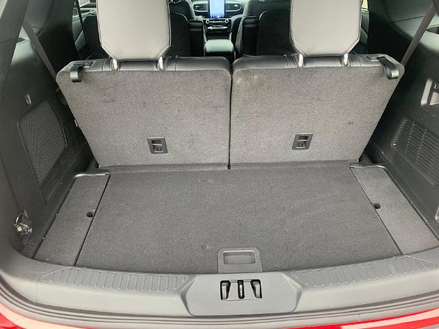 2022 Ford Explorer - $40,990