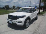 2022 Explorer Thumbnail 3