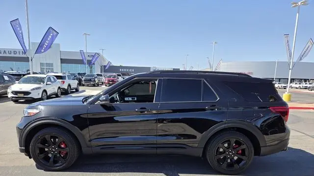 2022 Ford Explorer ST