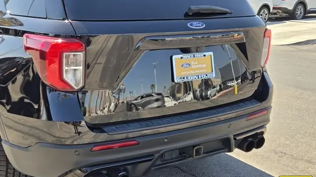 2022 Ford Explorer ST