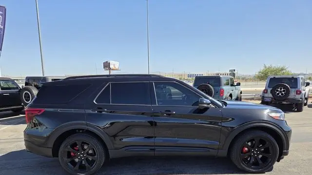 2022 Ford Explorer ST