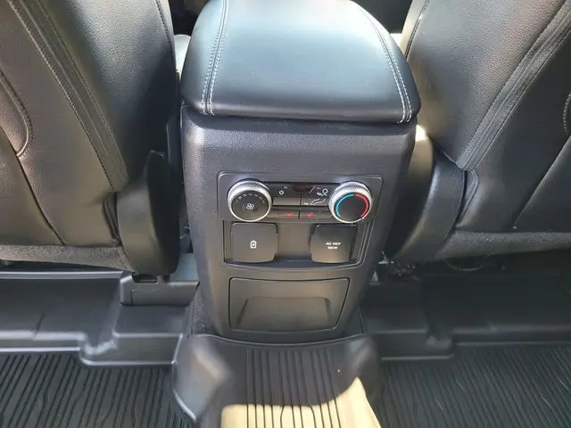 2023 Ford Explorer - $40,008