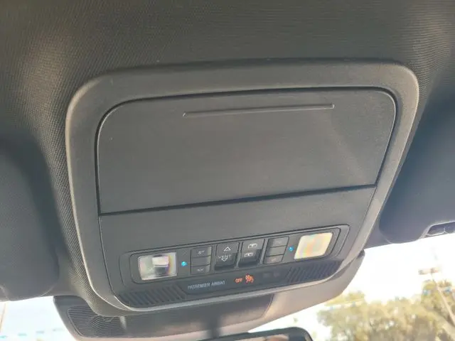 2023 Ford Explorer - $40,008