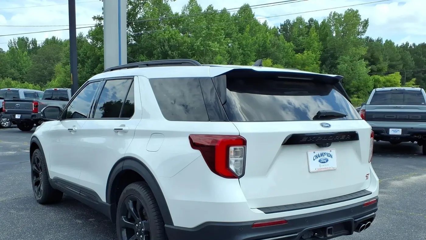 2023 Ford Explorer ST