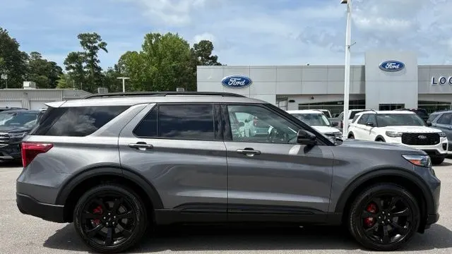 2024 Ford Explorer ST