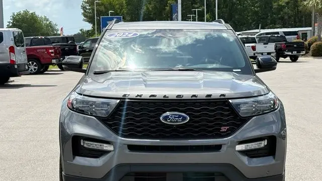 2024 Ford Explorer ST