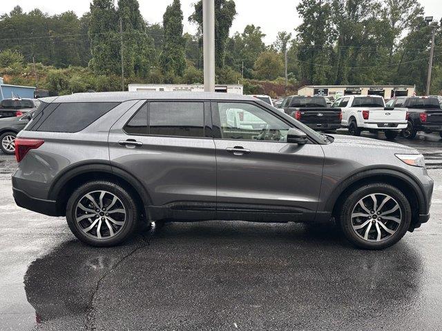 2021 Ford Explorer - $33,829