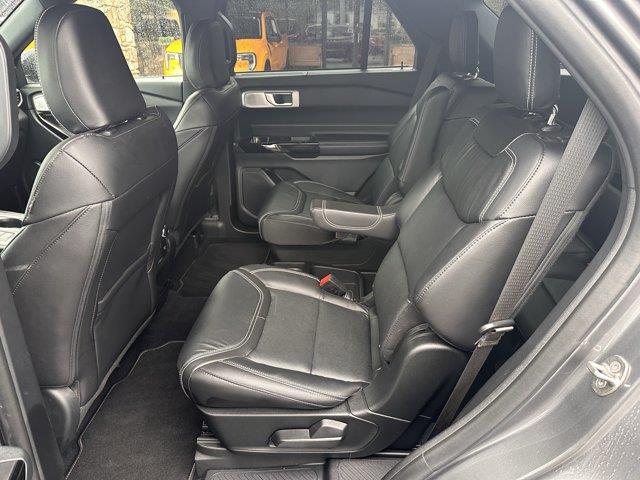 2021 Ford Explorer - $33,829
