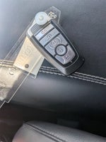 2022 Explorer Thumbnail 38