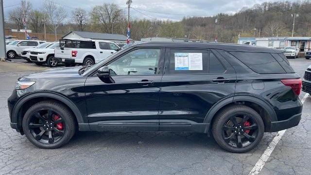 2022 Ford Explorer ST