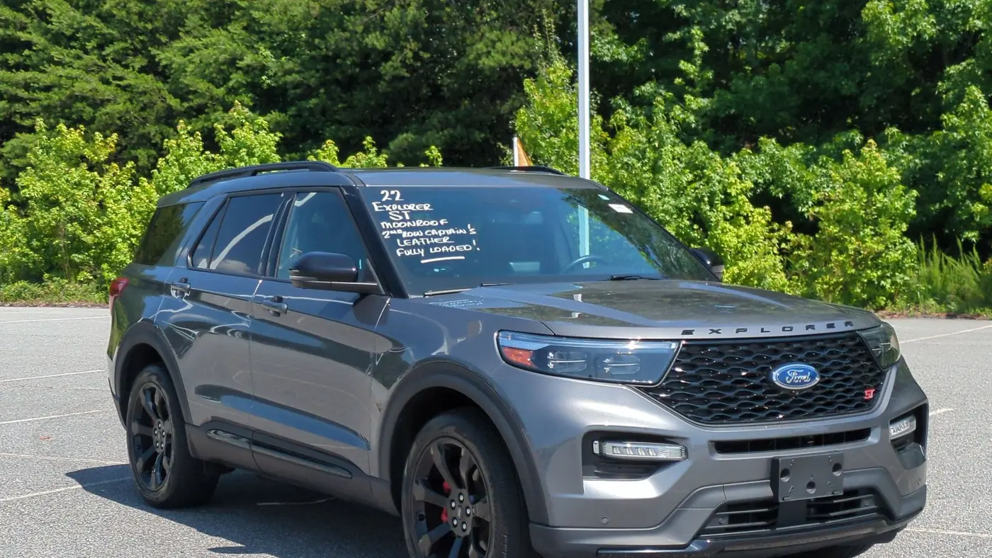 2022 Ford Explorer ST