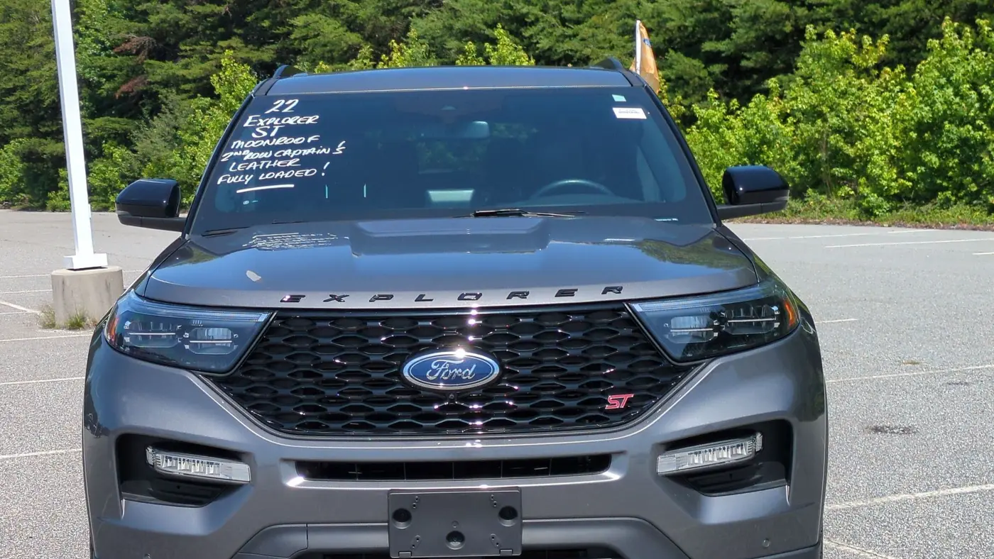 2022 Ford Explorer ST