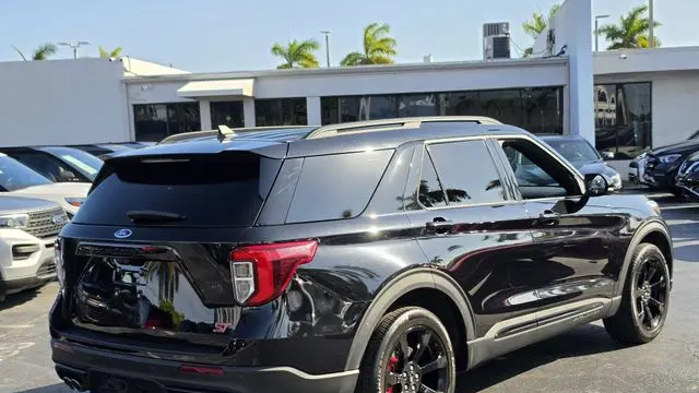 2023 Ford Explorer ST