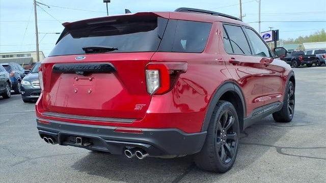 2022 Ford Explorer ST
