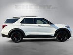 2022 Explorer Thumbnail 10