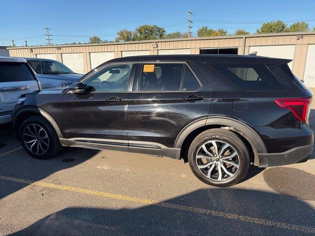 2022 Ford Explorer - $24,919