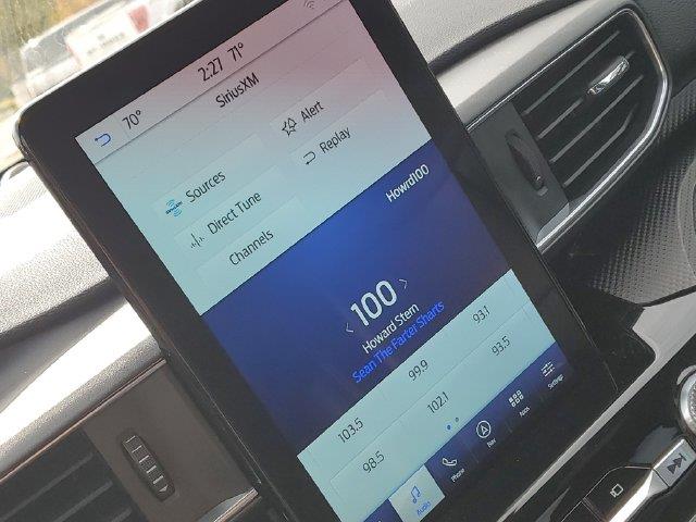 2022 Ford Explorer - $24,919