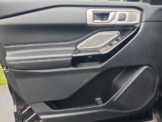 2023 Ford Explorer - $38,000