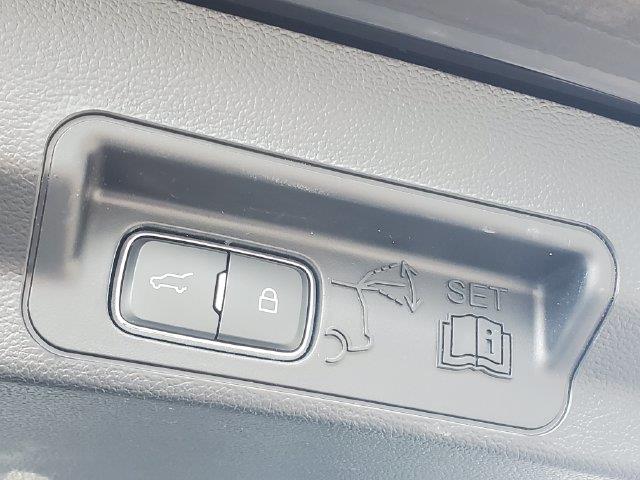 2023 Ford Explorer - $38,000