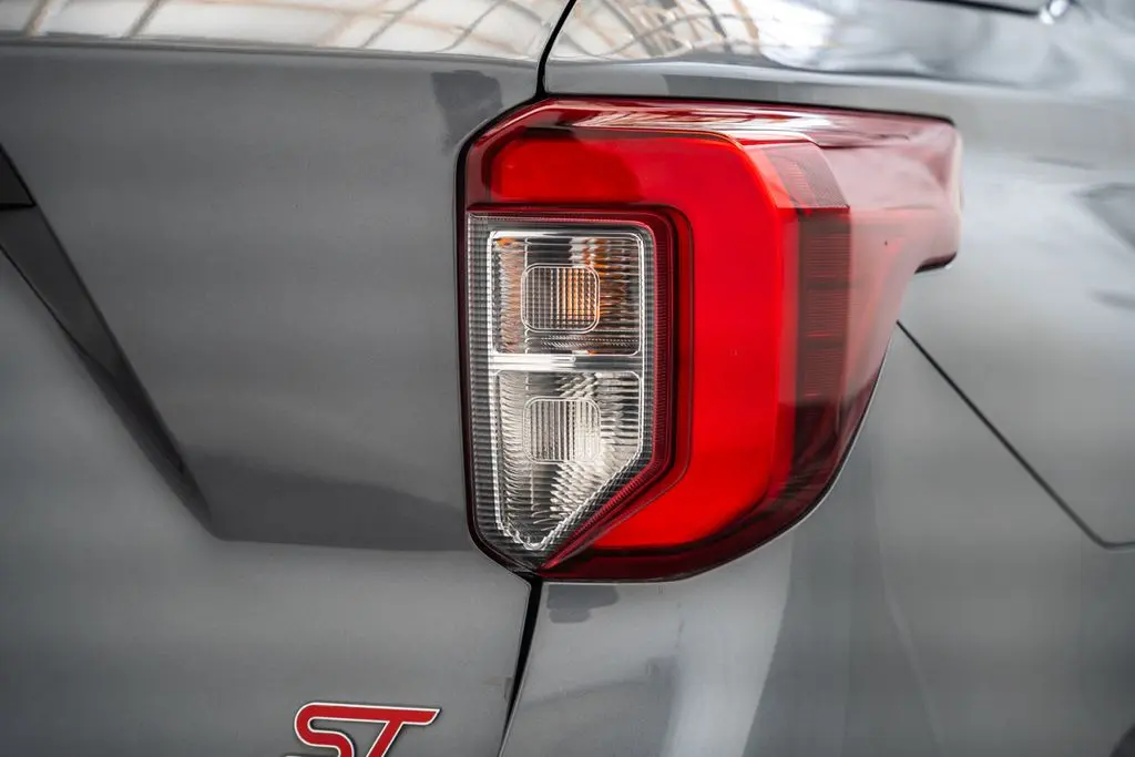2023 Ford Explorer - $35,994