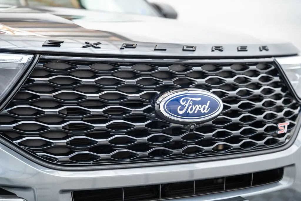 2023 Ford Explorer - $35,994