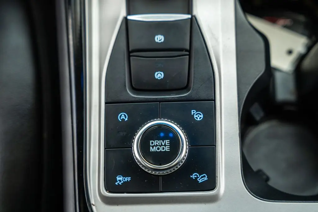 2023 Ford Explorer - $35,994