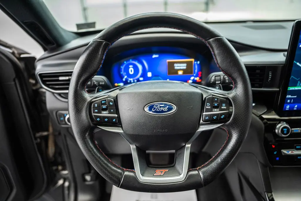 2023 Ford Explorer - $35,994