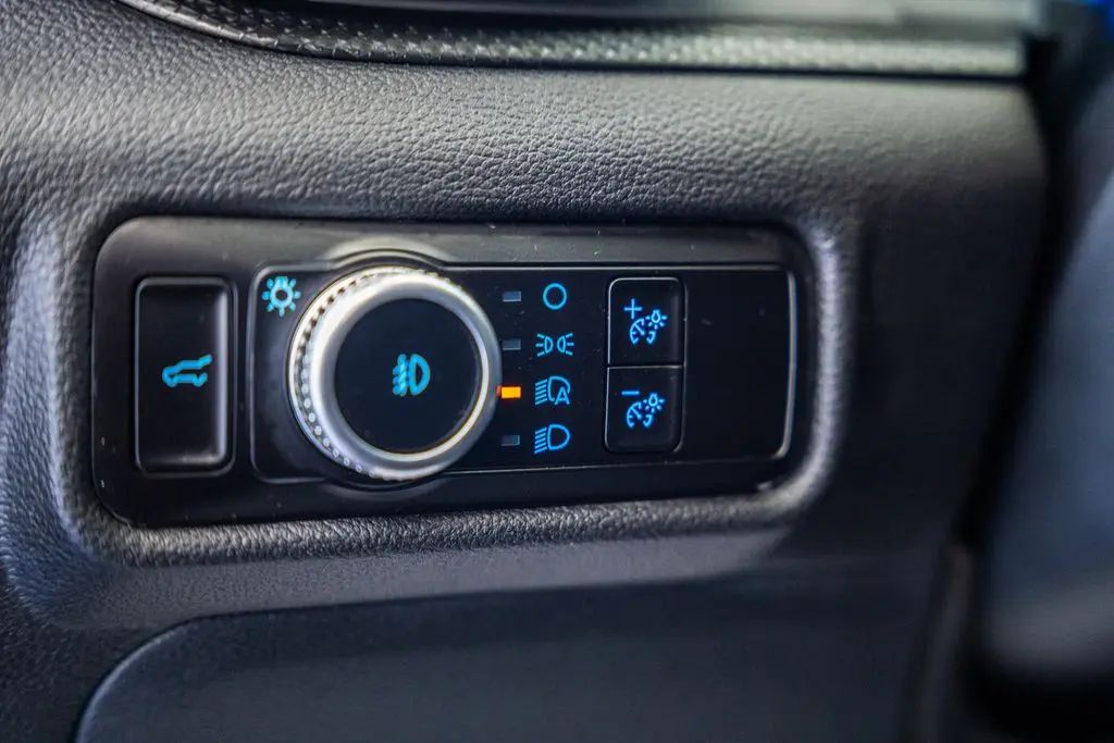 2023 Ford Explorer - $35,994