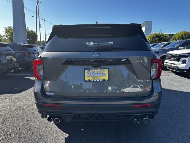 2023 Ford Explorer - $42,400