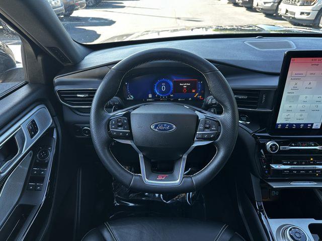 2023 Ford Explorer - $42,400