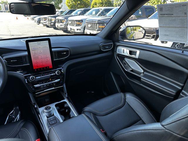 2023 Ford Explorer - $42,400