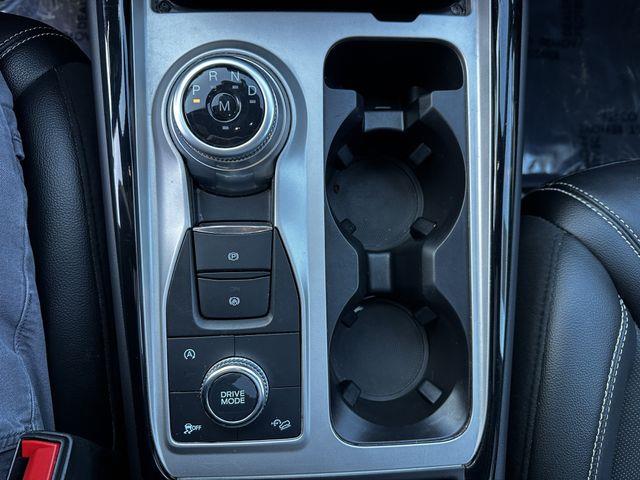 2023 Ford Explorer - $42,400