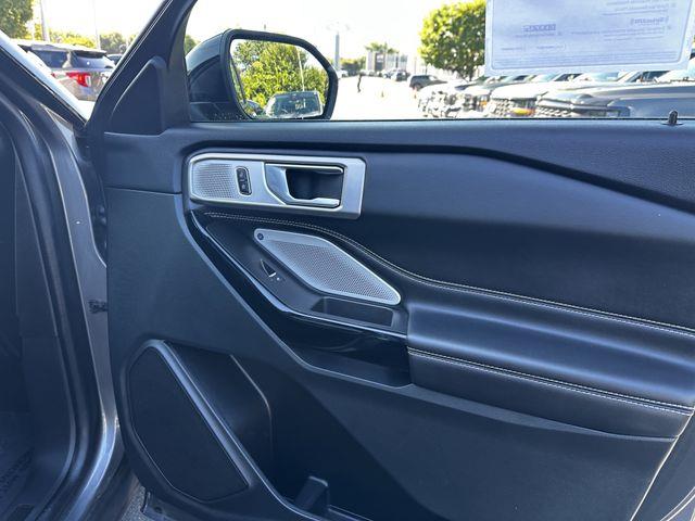 2023 Ford Explorer - $42,400