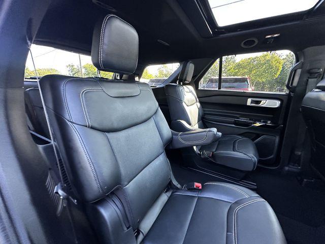 2023 Ford Explorer - $42,400