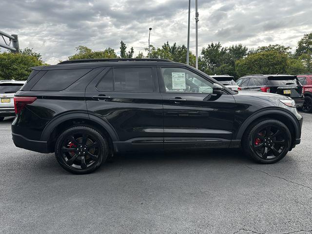 2023 Ford Explorer - $41,600